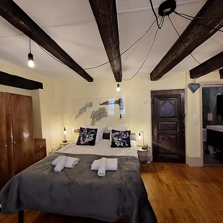 Maison Cliquot - Centre *