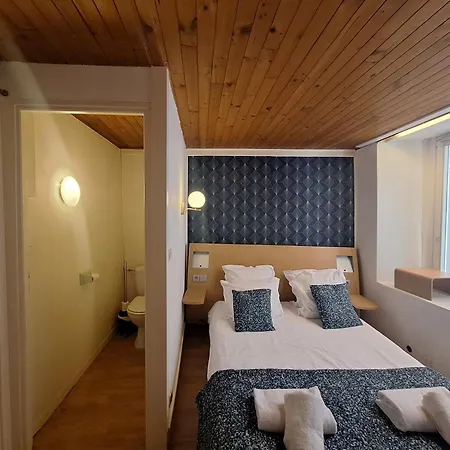 Maison Cliquot - Centre Apartment *