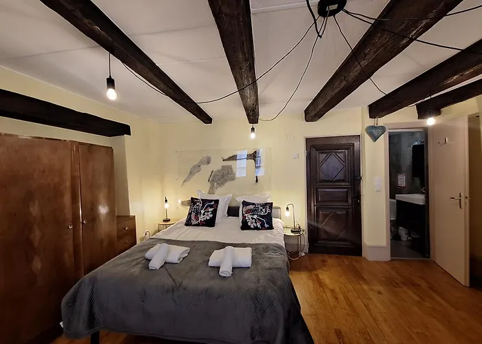 Maison Cliquot - Centre *